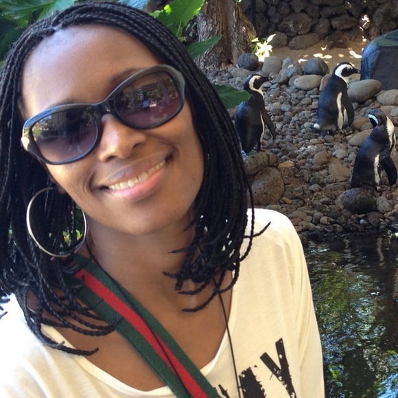 Meet your Posher, Ladonna - Picture 1 of 1